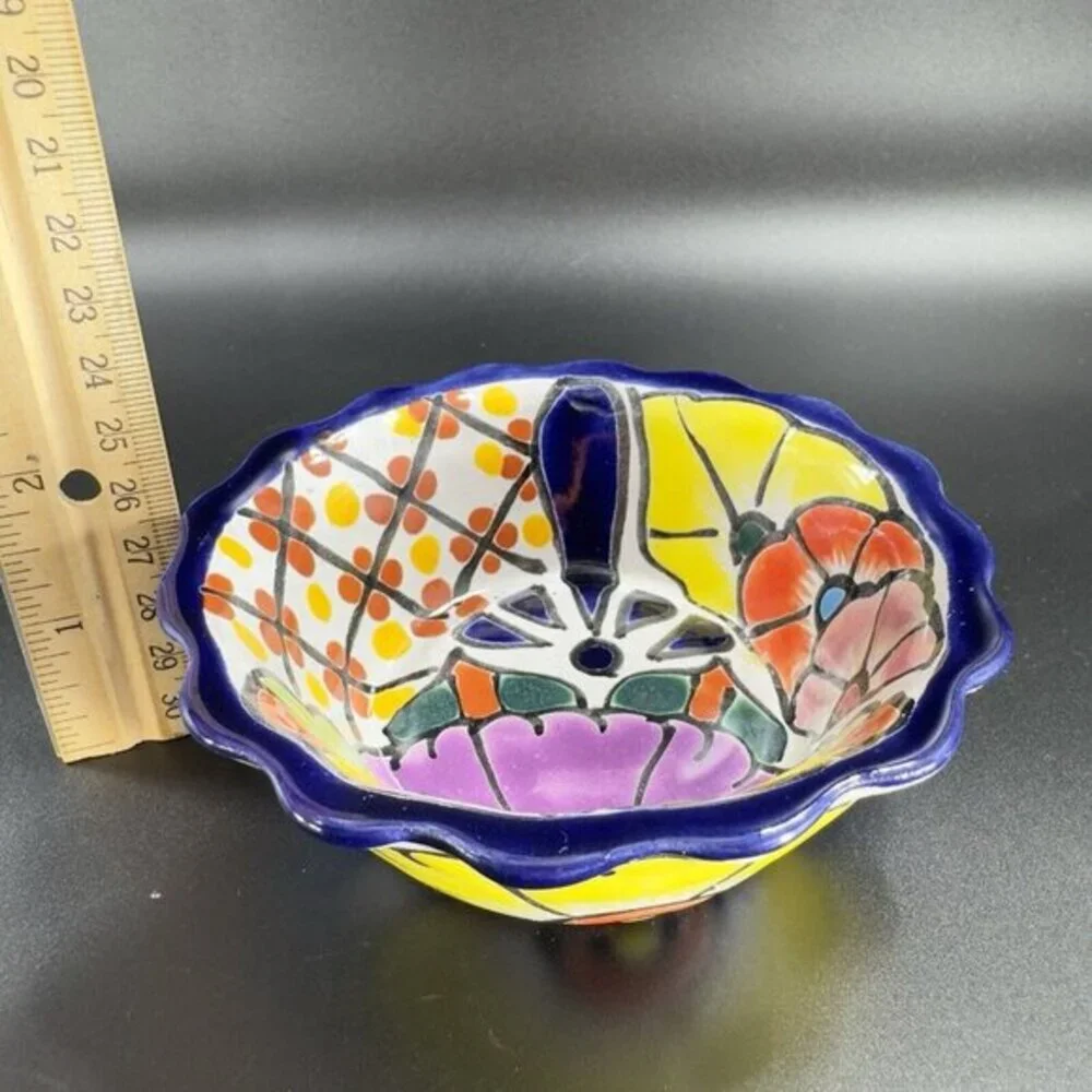 Hand Made Mexico Pottery Dish Bowl Hand Painted Folk Art Lead Free Bowl‎ Vintage